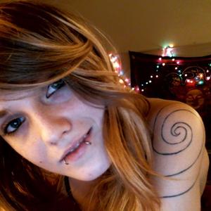 malunaa adult chat