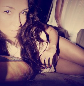 MaryJaneKiss Cam