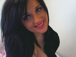 ScarletBlack1 Cam